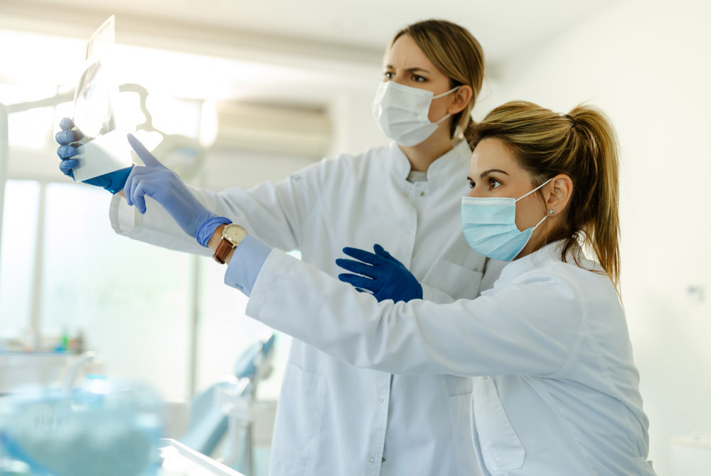 Más de 480 tutores en el Hospital Clínico Universitario Virgen de la Victoria para cubrir la formación práctica anual de medio millar de alumnos